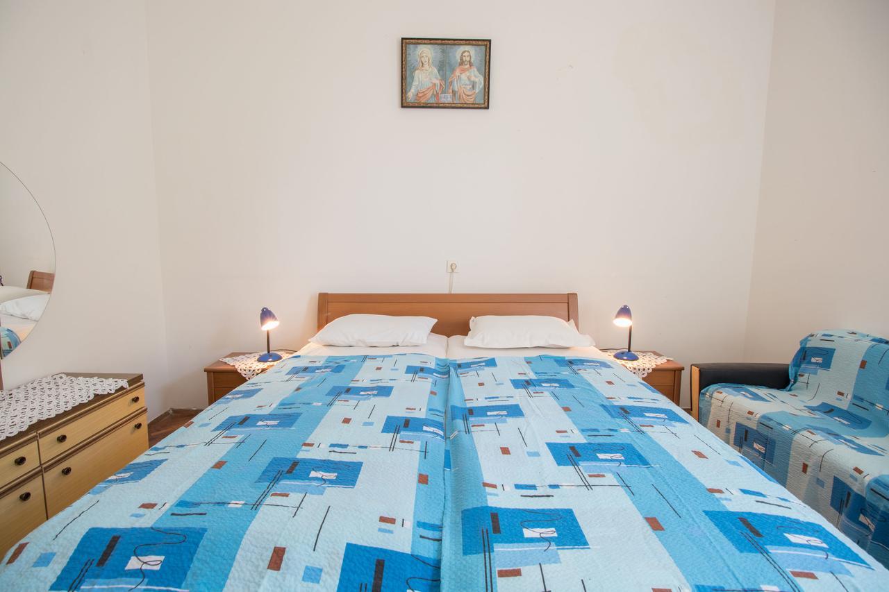 Apartments Josip By The Sea 노비비노돌스키 외부 사진