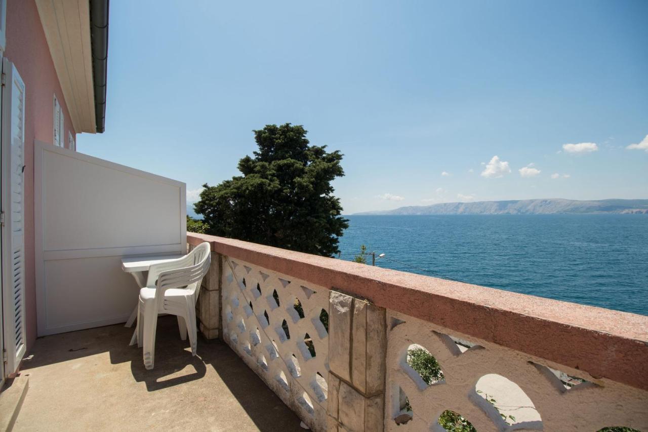 Apartments Josip By The Sea 노비비노돌스키 외부 사진